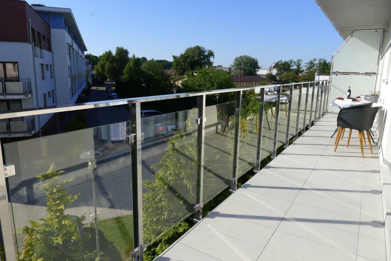 Impresja 42 Apartament Z Garazem Kolobrzeg Ngoại thất bức ảnh