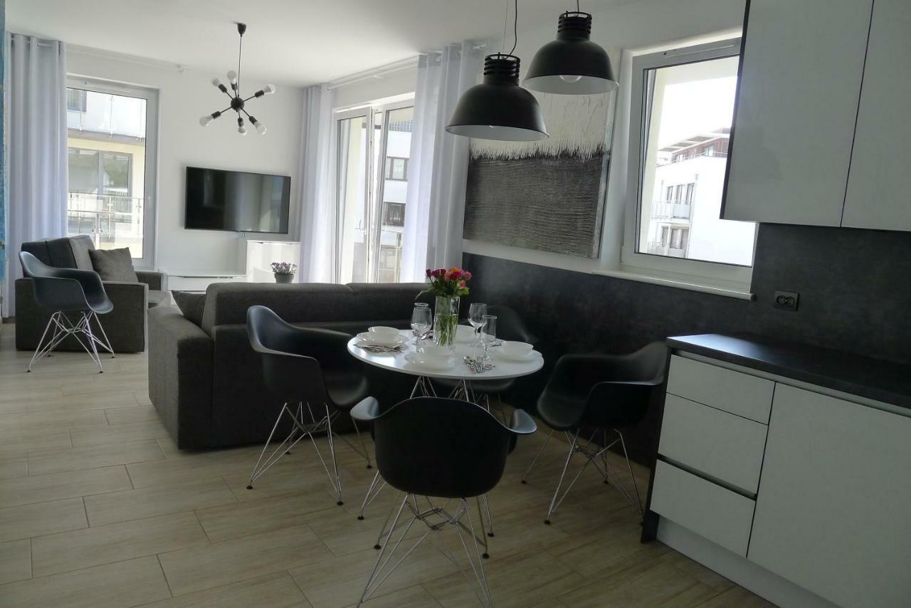 Impresja 42 Apartament Z Garazem Kolobrzeg Ngoại thất bức ảnh