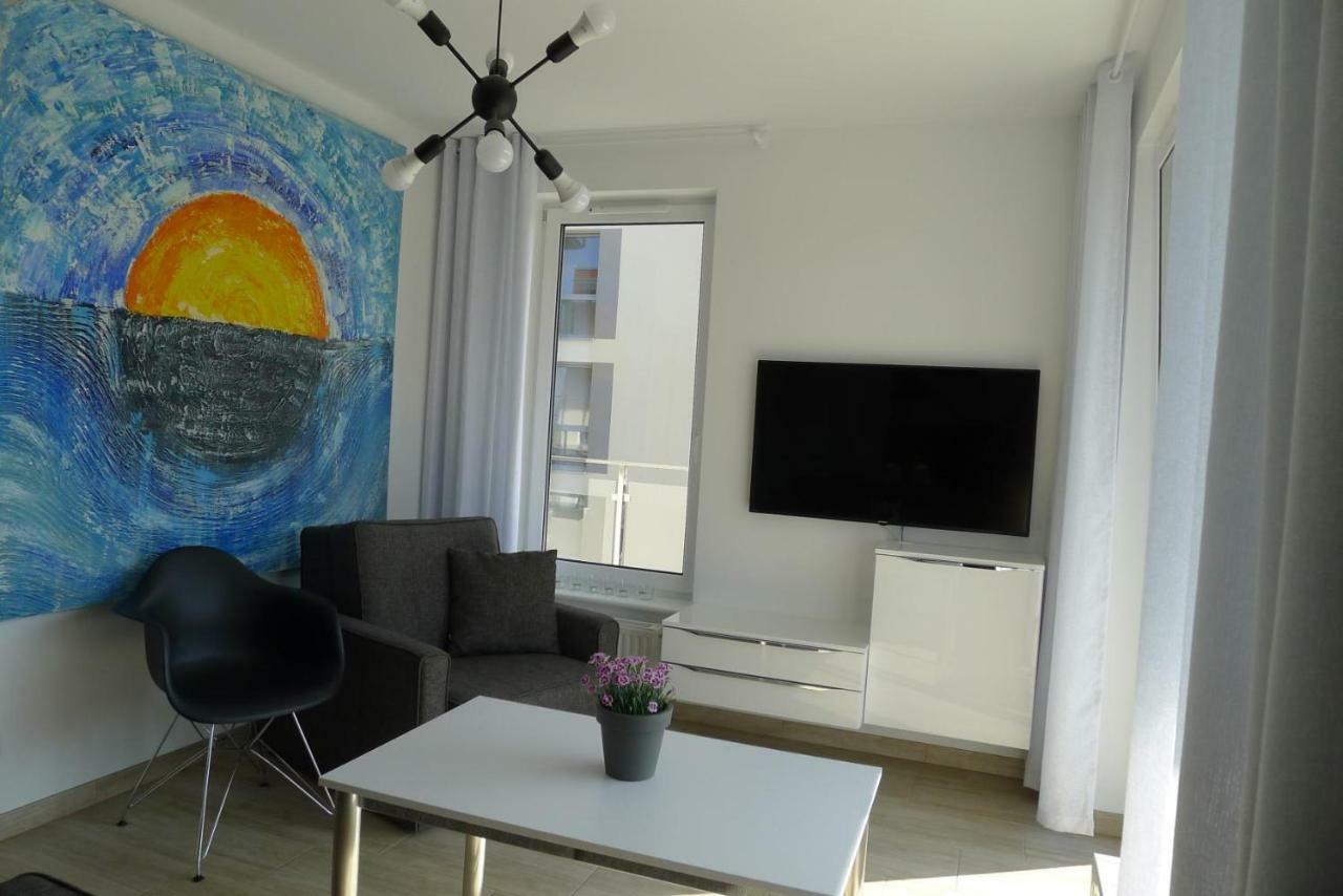 Impresja 42 Apartament Z Garazem Kolobrzeg Ngoại thất bức ảnh