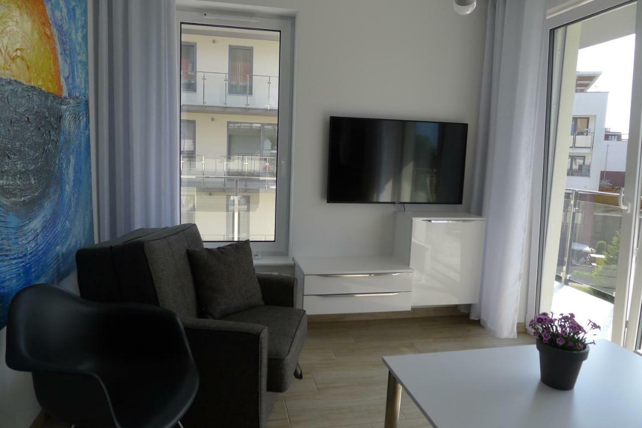 Impresja 42 Apartament Z Garazem Kolobrzeg Ngoại thất bức ảnh